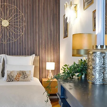 Luxury 2-bedroom For 6 - Avenue Montaigne Апартаменты *