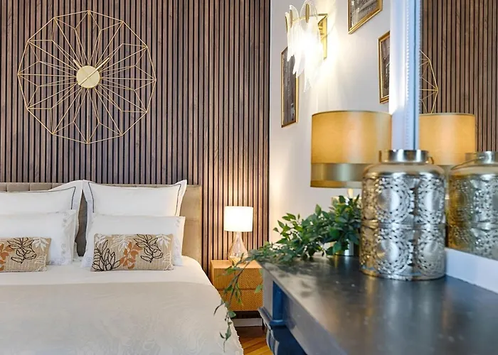 Luxury 2-bedroom For 6 - Avenue Montaigne Apartament *