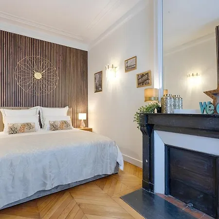 Διαμέρισμα Luxury 2-bedroom For 6 - Avenue Montaigne *